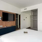 Ibis Centre Rive Gauche Mermoz Отель 3*