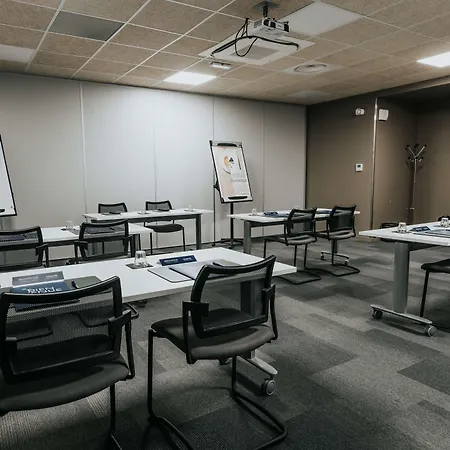 Campanile Mermoz 3* Rouen