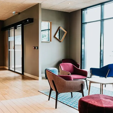 Ibis Centre Rive Gauche Mermoz Отель 3*