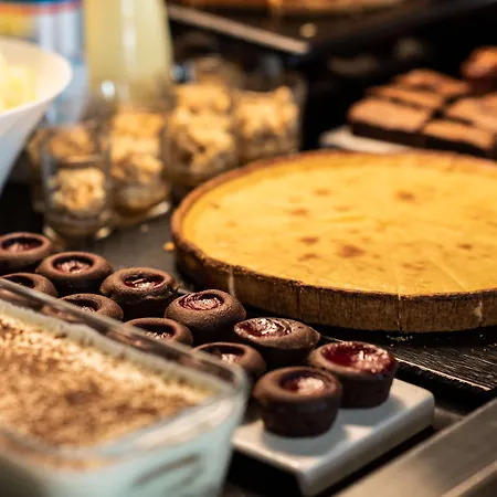 Ibis Centre Rive Gauche Mermoz Szálloda 3*