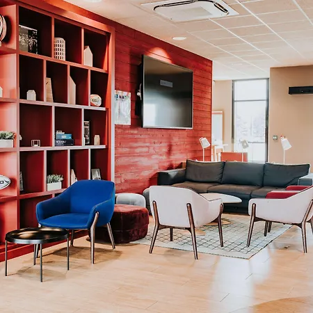 Ibis Centre Rive Gauche Mermoz Отель