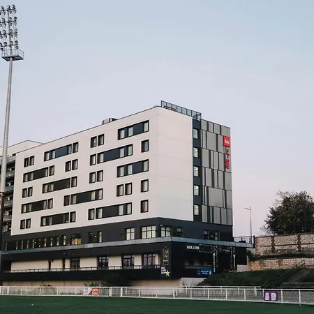 Ibis Centre Rive Gauche Mermoz Отель Руан