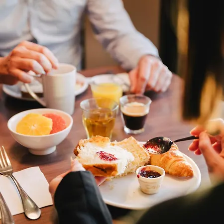 Ibis Centre Rive Gauche Mermoz