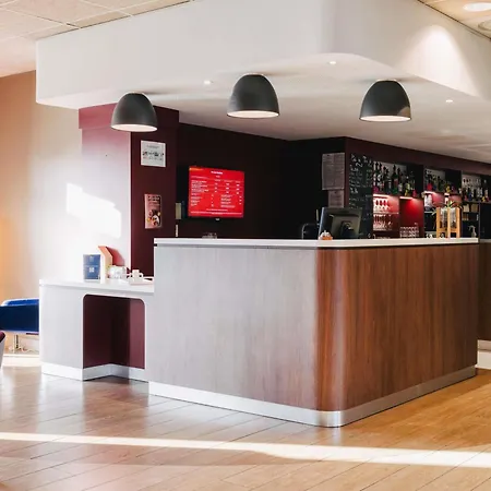 Отель Ibis Centre Rive Gauche Mermoz Руан