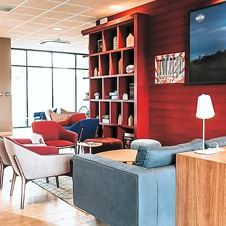 Ibis Centre Rive Gauche Mermoz Отель