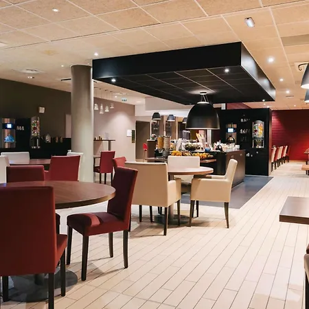 Ibis Centre Rive Gauche Mermoz Отель