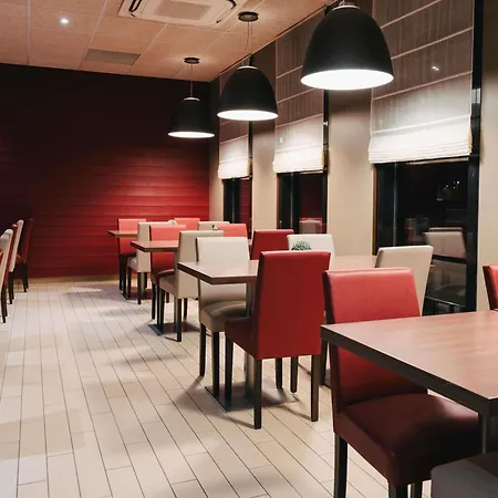 Отель Ibis Centre Rive Gauche Mermoz Руан