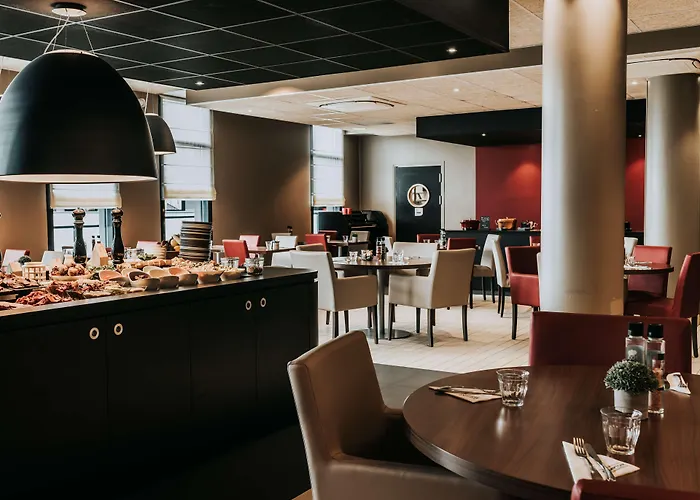 坎帕尼尔罗恩梅尔莫兹旅馆 3* 鲁昂