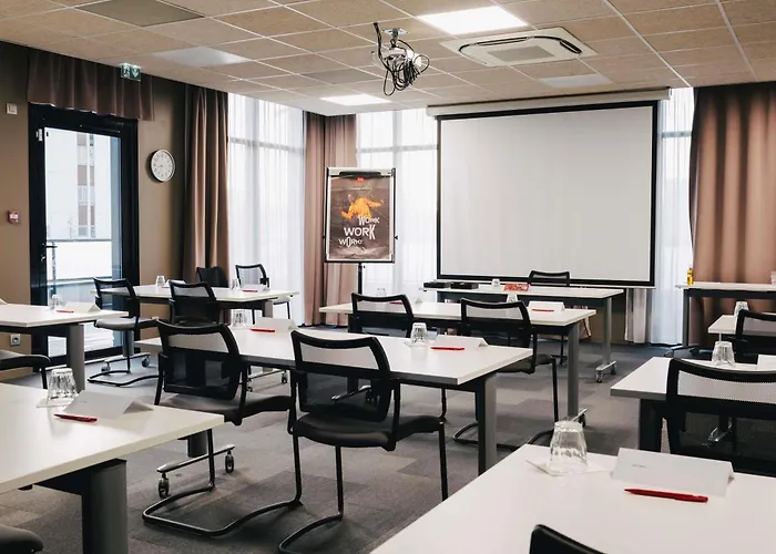 坎帕尼尔罗恩梅尔莫兹旅馆 酒店 鲁昂