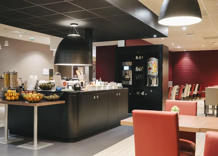 坎帕尼尔罗恩梅尔莫兹旅馆 酒店